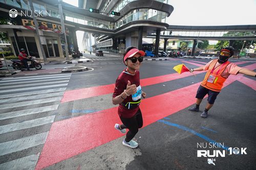 Race photo from Nu Skin Run 10K