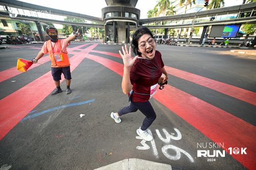 Race photo from Nu Skin Run 10K
