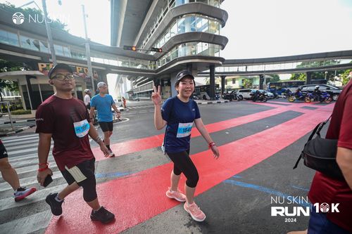 Race photo from Nu Skin Run 10K