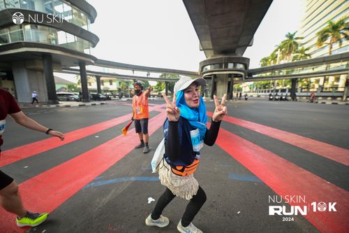 Race photo from Nu Skin Run 10K