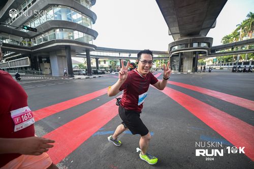 Race photo from Nu Skin Run 10K