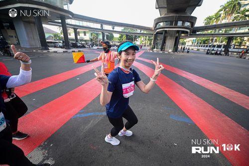 Race photo from Nu Skin Run 10K