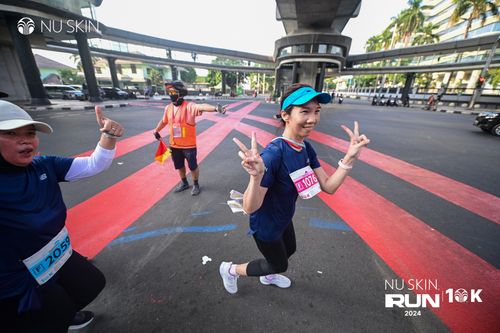 Race photo from Nu Skin Run 10K