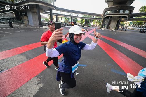 Race photo from Nu Skin Run 10K