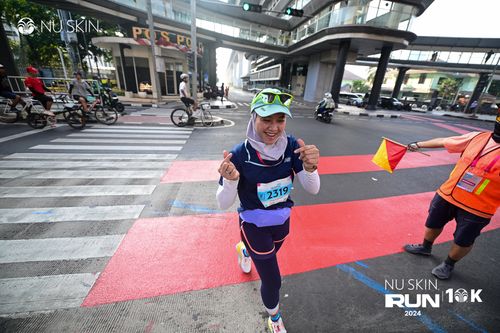 Race photo from Nu Skin Run 10K