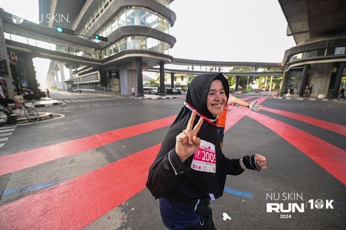 Race photo from Nu Skin Run 10K