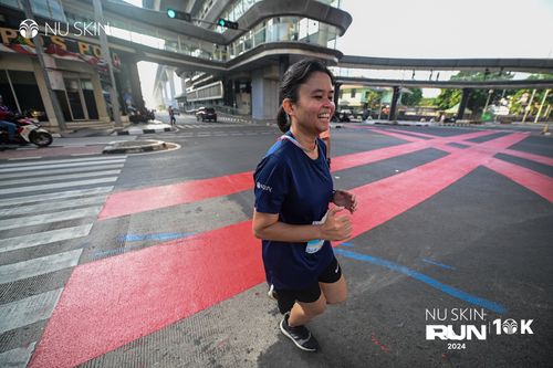 Race photo from Nu Skin Run 10K