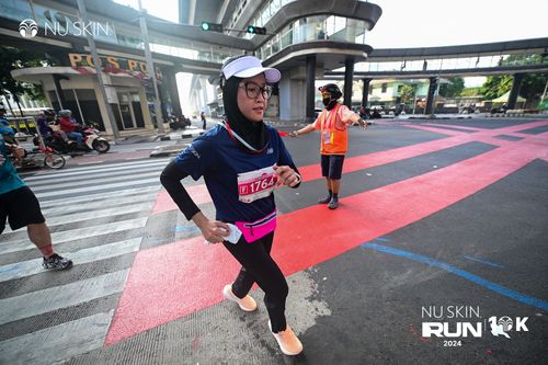 Race photo from Nu Skin Run 10K