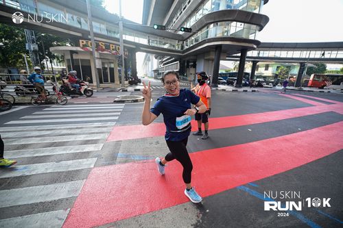 Race photo from Nu Skin Run 10K