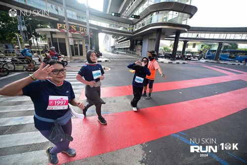 Race photo from Nu Skin Run 10K