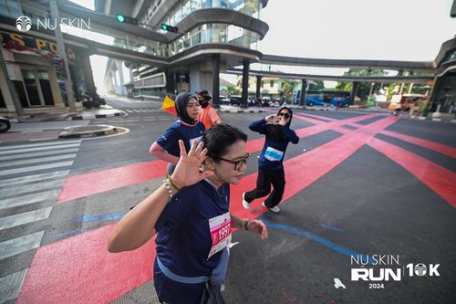 Race photo from Nu Skin Run 10K