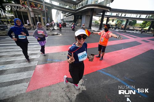 Race photo from Nu Skin Run 10K