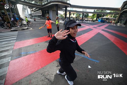 Race photo from Nu Skin Run 10K