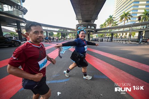 Race photo from Nu Skin Run 10K