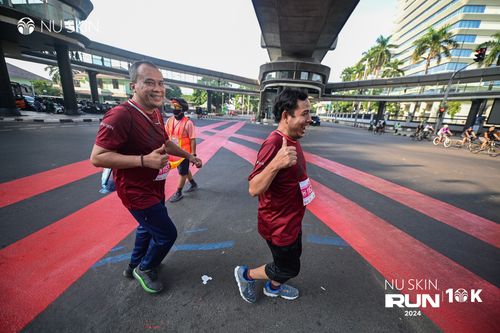 Race photo from Nu Skin Run 10K