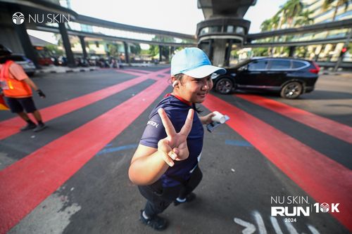 Race photo from Nu Skin Run 10K