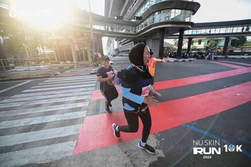Race photo from Nu Skin Run 10K