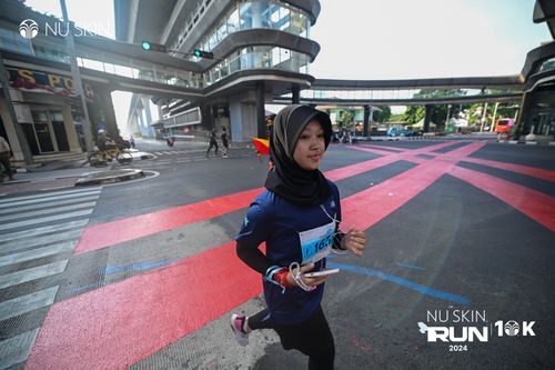 Race photo from Nu Skin Run 10K