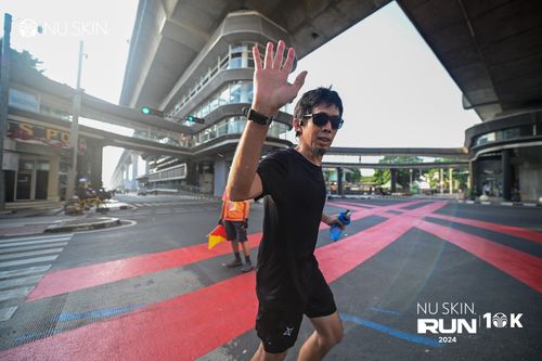 Race photo from Nu Skin Run 10K