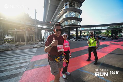 Race photo from Nu Skin Run 10K
