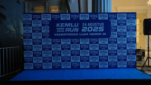 Race photo from KEMLU RUN 2025