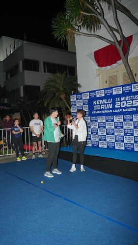 Race photo from KEMLU RUN 2025