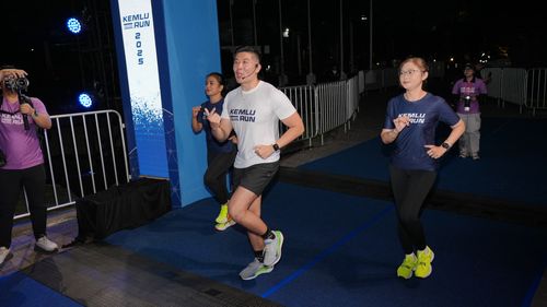 Race photo from KEMLU RUN 2025