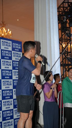 Race photo from KEMLU RUN 2025