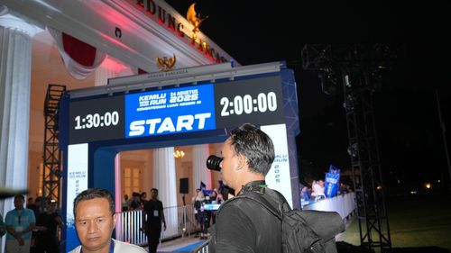 Race photo from KEMLU RUN 2025