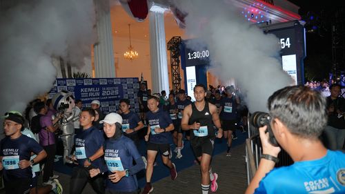 Race photo from KEMLU RUN 2025