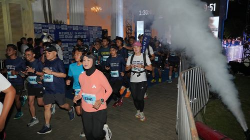 Race photo from KEMLU RUN 2025