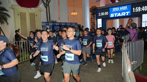 Race photo from KEMLU RUN 2025
