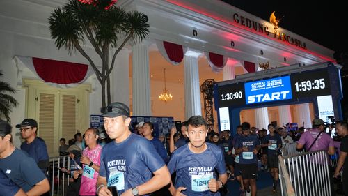 Race photo from KEMLU RUN 2025