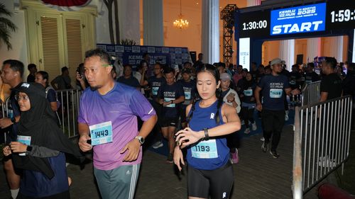 Race photo from KEMLU RUN 2025