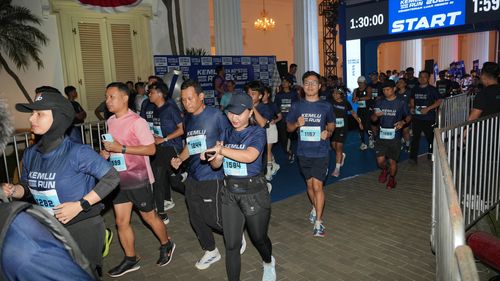 Race photo from KEMLU RUN 2025