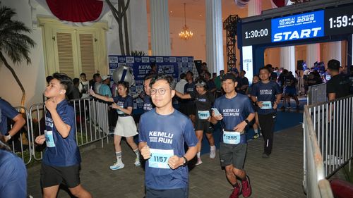 Race photo from KEMLU RUN 2025