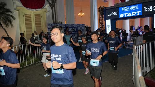 Race photo from KEMLU RUN 2025