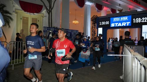 Race photo from KEMLU RUN 2025
