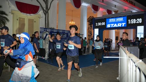 Race photo from KEMLU RUN 2025