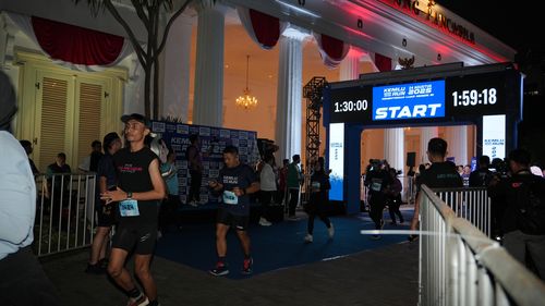 Race photo from KEMLU RUN 2025