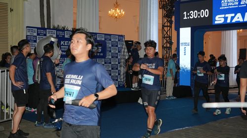 Race photo from KEMLU RUN 2025