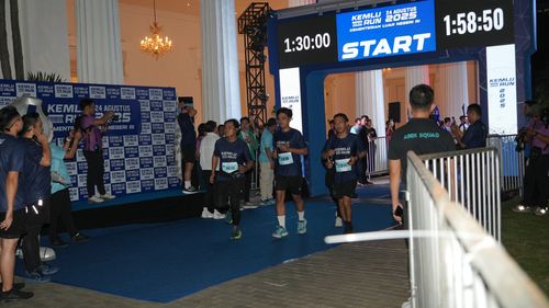 Race photo from KEMLU RUN 2025