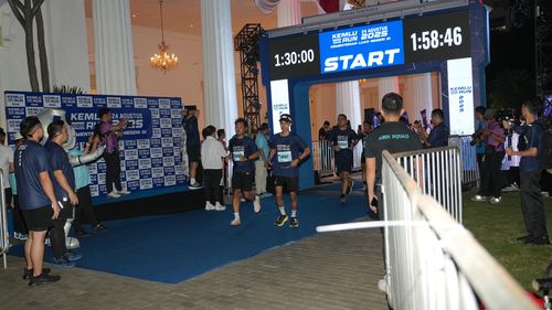 Race photo from KEMLU RUN 2025