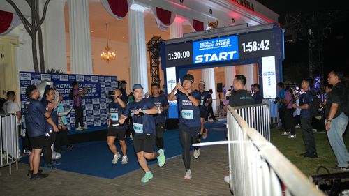 Race photo from KEMLU RUN 2025
