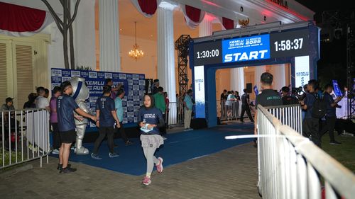 Race photo from KEMLU RUN 2025