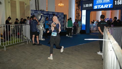 Race photo from KEMLU RUN 2025