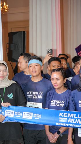 Race photo from KEMLU RUN 2025