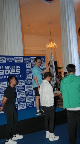 Race photo from KEMLU RUN 2025