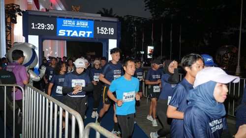 Race photo from KEMLU RUN 2025