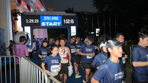 Race photo from KEMLU RUN 2025
